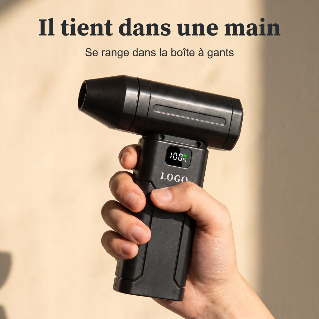 Turbo Brio tient dans une main